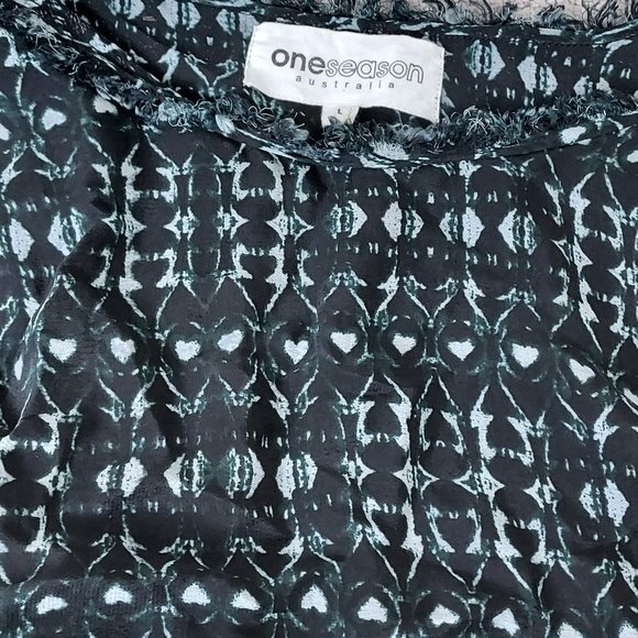 Long dress with backslit - Picture 2 of 5